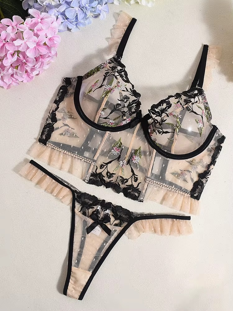 Nocturne Fleurie Lingerie Set