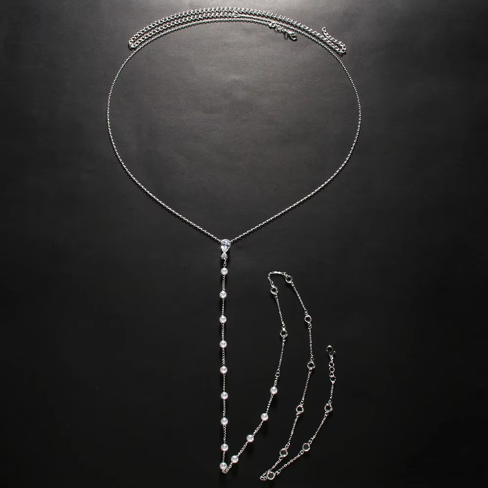 Mystique Back Chain